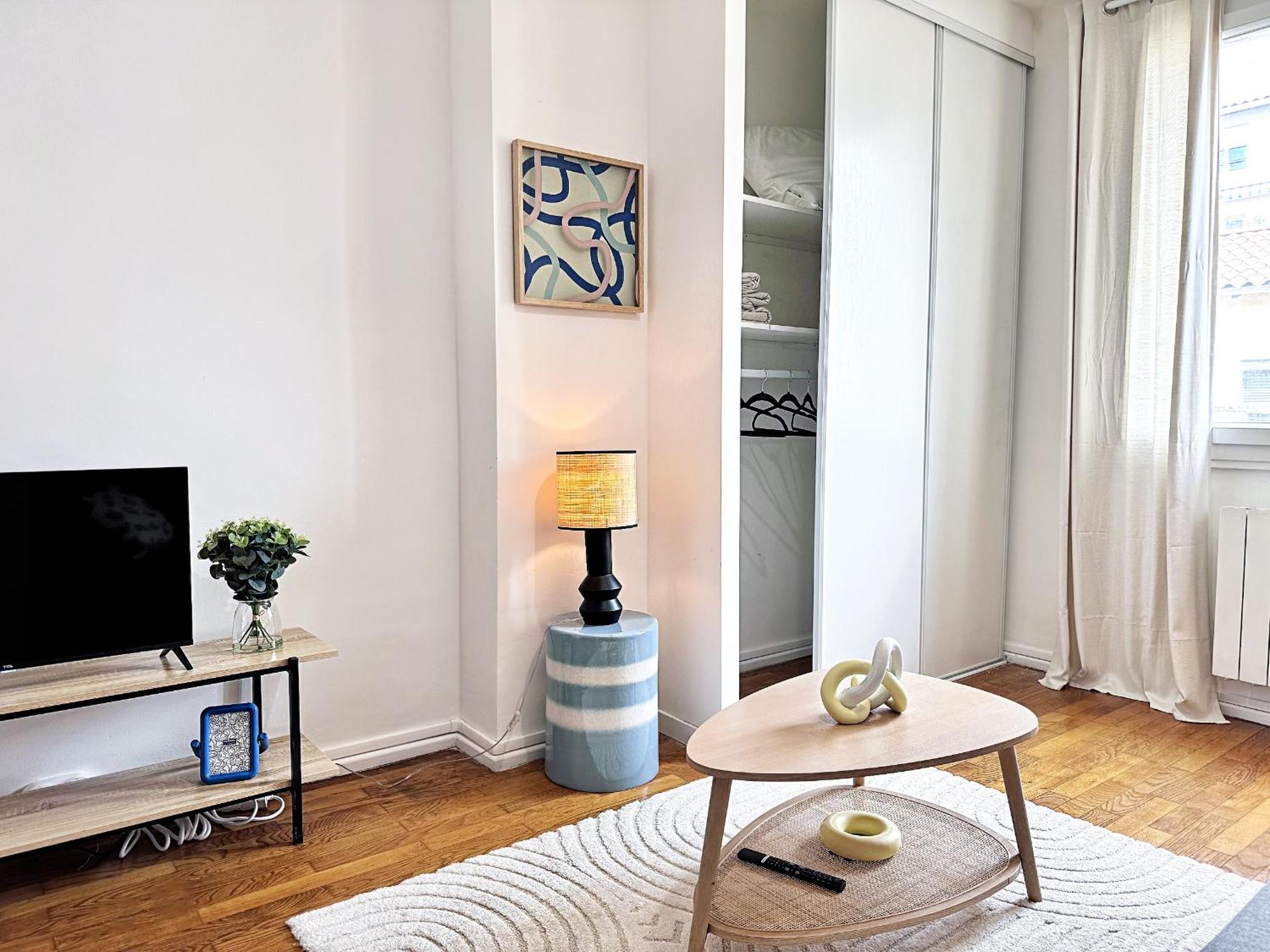 Suite Dounia Lyon Exteriér fotografie